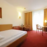 Hotel Palace - Kinder Bis 11 Jahre Frei Hotel 4*