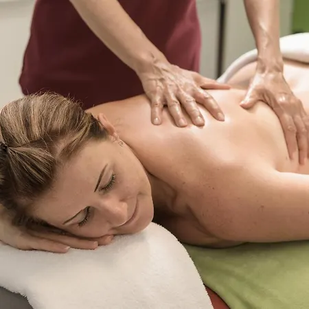 酒店 Johannesbad Palace - Bis 11 Kostenfrei Bis Dez 4*