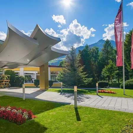 Johannesbad Palace Hotell 4*