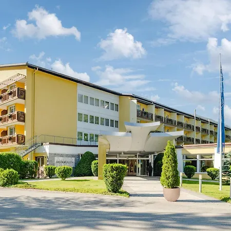 Palace Hotel