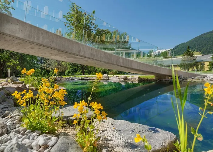 Johannesbad Palace - Bis 11 Jahre Urlauben Kostenfrei Hotel